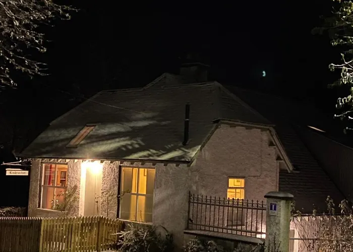 Cobbler\'S Cottage At Kindrochet, Strathtay
